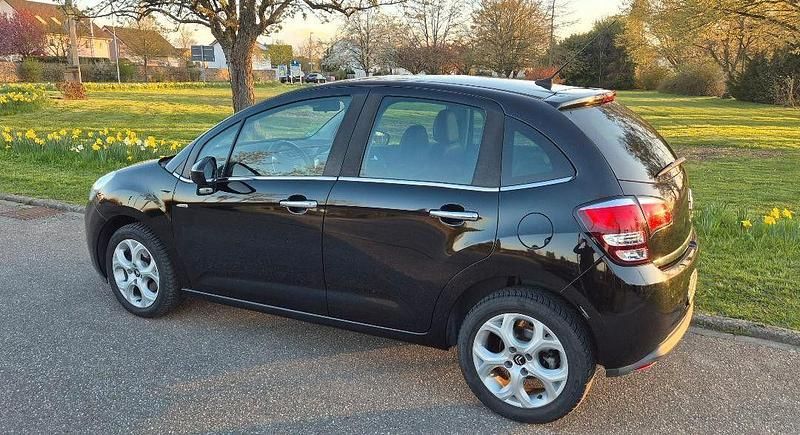 Gebraucht Citroën C3 Exclusive 110 PS (80 kW) 2016 Schwarz Kleinwagen