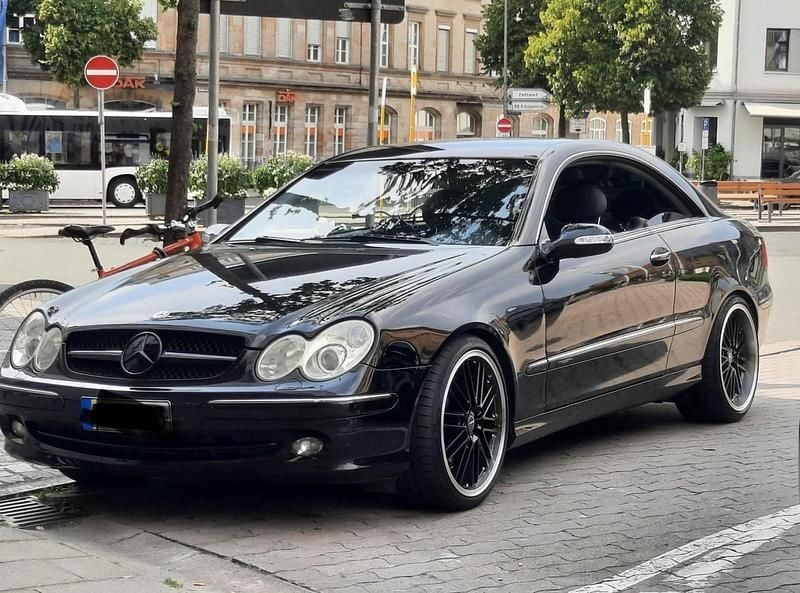 Gebraucht Mercedes CLK500 306 PS (225 kW) 2002 Schwarz Coupé
