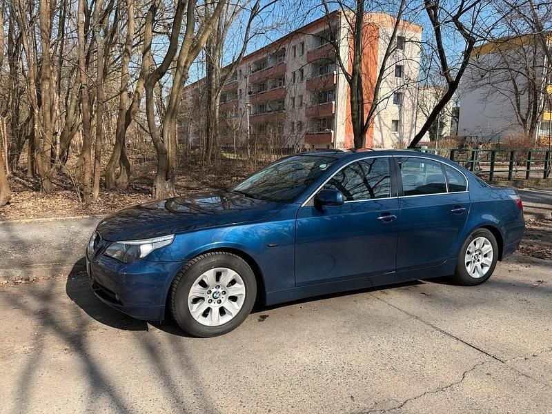 Gebraucht BMW 520 170 PS (125 kW) 2003 Blau Limousine