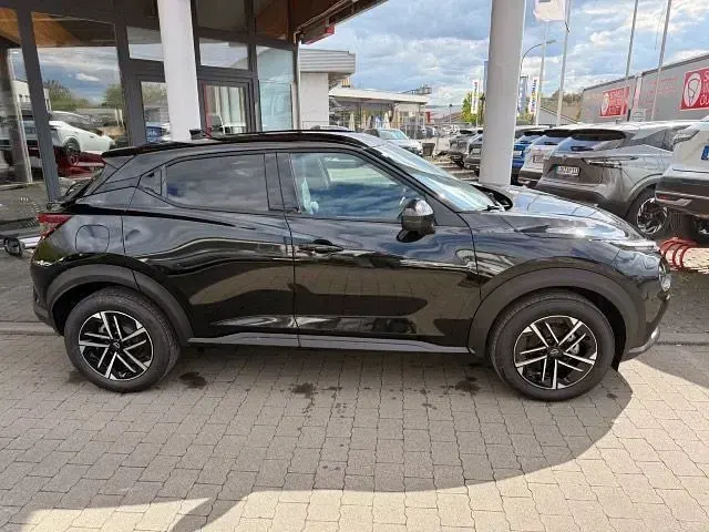 Neu Nissan Juke N-Connecta 94 PS (69 kW) 2026 Schwarz SUV