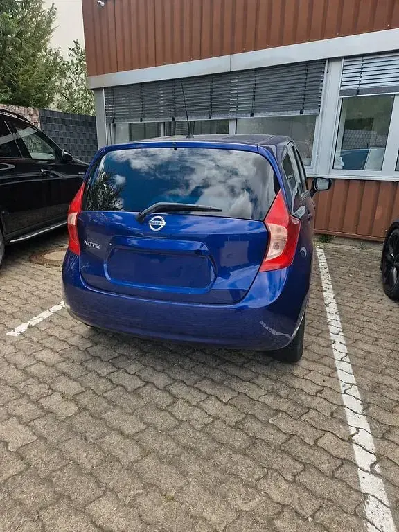 Gebraucht Nissan Note Acenta+ 80 PS (58 kW) 2016 Blau Kleinwagen