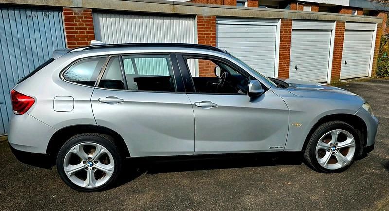 Gebraucht BMW X1 150 PS (110 kW) 2011 Silber SUV