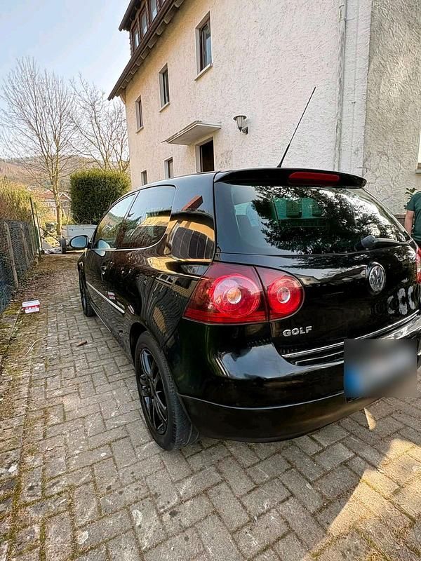 Gebraucht VW Golf 90 PS (66 kW) 2008 Schwarz Coupé