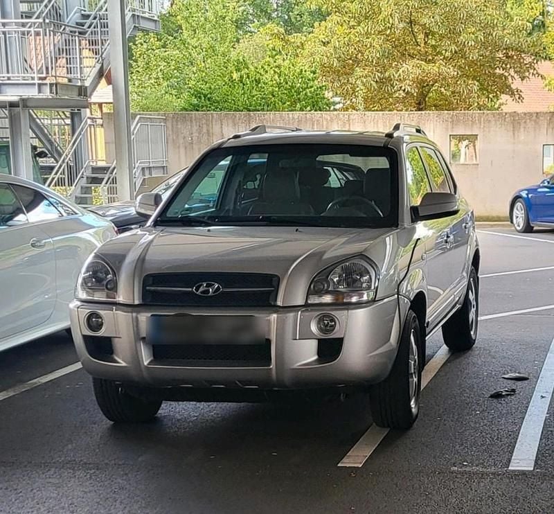 Silber Gebraucht 2005 Hyundai Tucson SUV | 4.500 € (Fairer Preis) - Bild 1/2