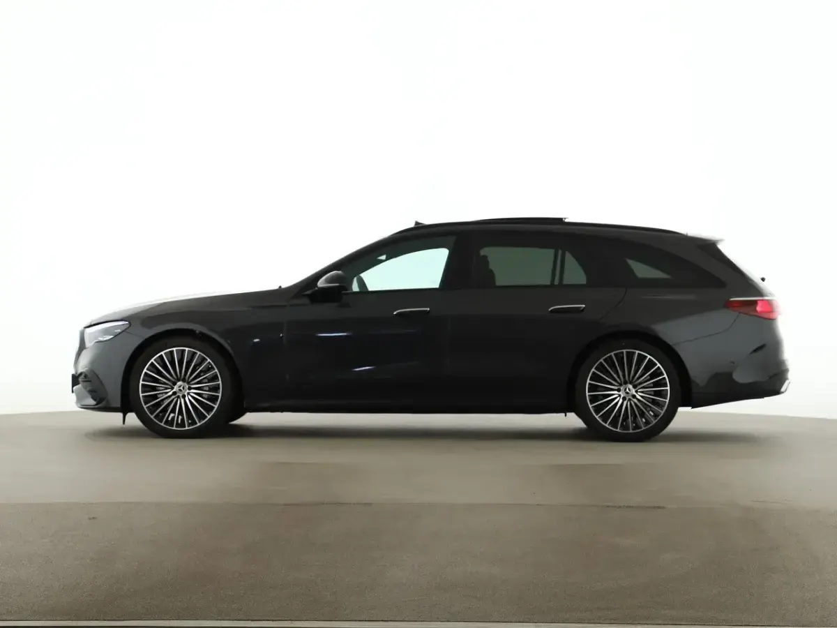 Gebraucht Mercedes E450 AMG line 367 PS (269 kW) 2026 Schwarz Limousine