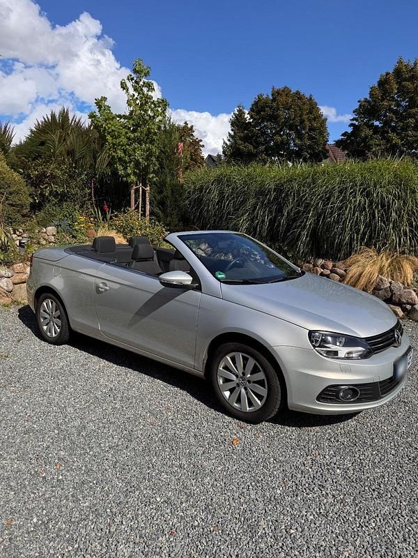 Gebraucht VW Eos 122 PS (89 kW) 2013 Silber Cabrio