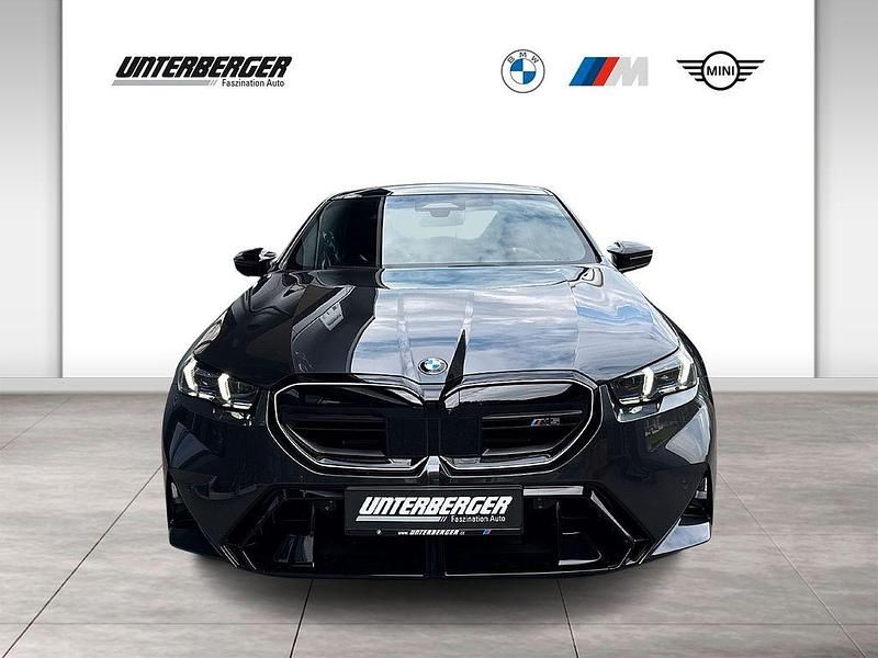 Gebraucht BMW M5 Sport Line 727 PS (534 kW) 2026 Grau Limousine