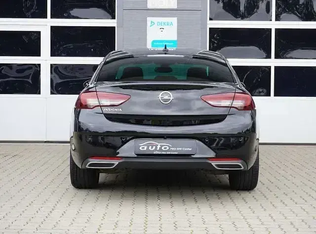 Gebraucht Opel Insignia Business Elegance 174 PS (127 kW) 2020 Andere Limousine
