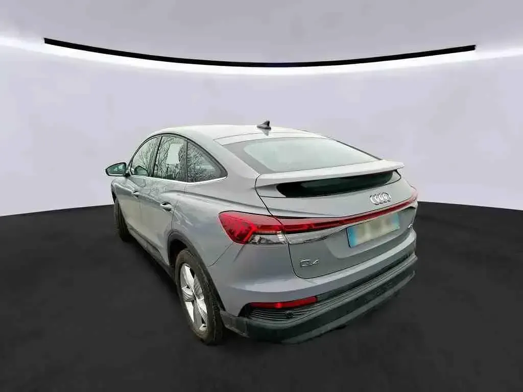 Gebraucht Audi Q4 Sportback e-tron 152 kW (207 PS) 2023 Pebble gray SUV