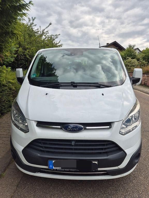 Weiß Gebraucht 2016 Ford Tourneo Custom Van / Kleinbus | 13.500 € (Superpreis) - Bild 1/4