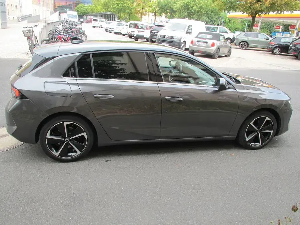 Gebraucht Opel Astra Elegance 150 PS (110 kW) 2022 Grau Kleinwagen