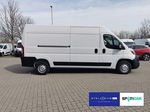 Gebraucht Peugeot Boxer 140 PS (102 kW) 2023 Weiß Van