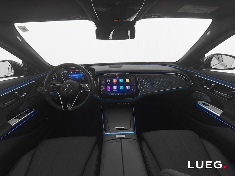 Gebraucht Mercedes E220 Avantgarde 197 PS (144 kW) 2024 Schwarz Limousine