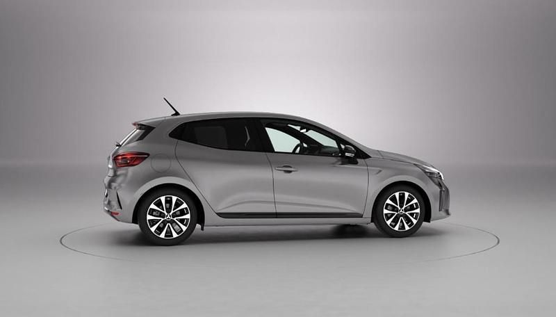 Neu Mitsubishi Colt Plus 91 PS (66 kW) 2026 Grau