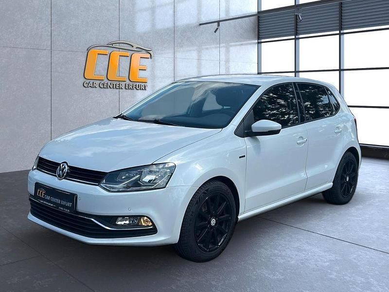 Weiß Gebraucht 2016 VW Polo LOUNGE Limousine | 10.990 € (Fairer Preis) - Bild 1/4