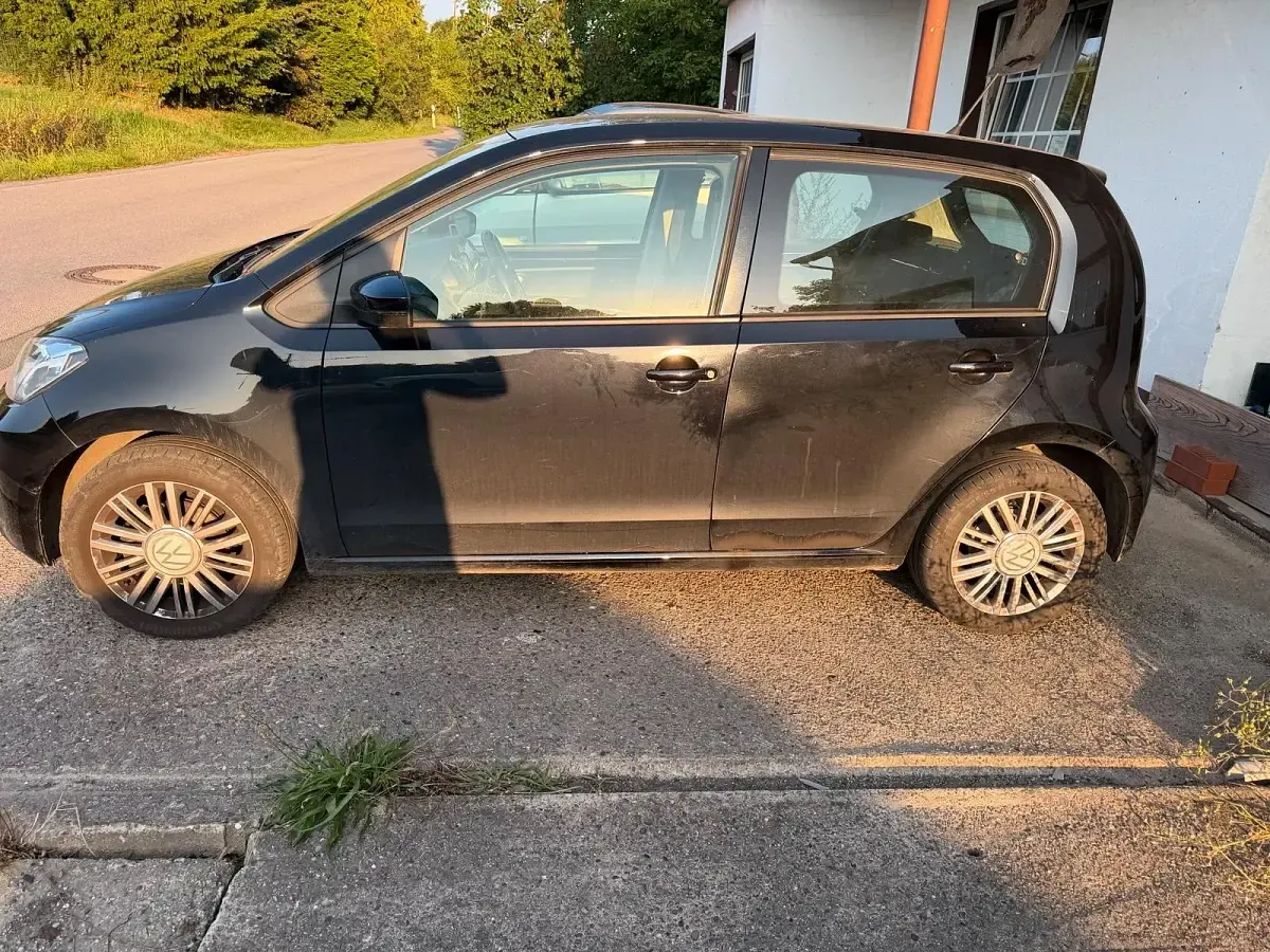 Gebraucht VW up! 65 PS (47 kW) 2023 Schwarz Kleinwagen