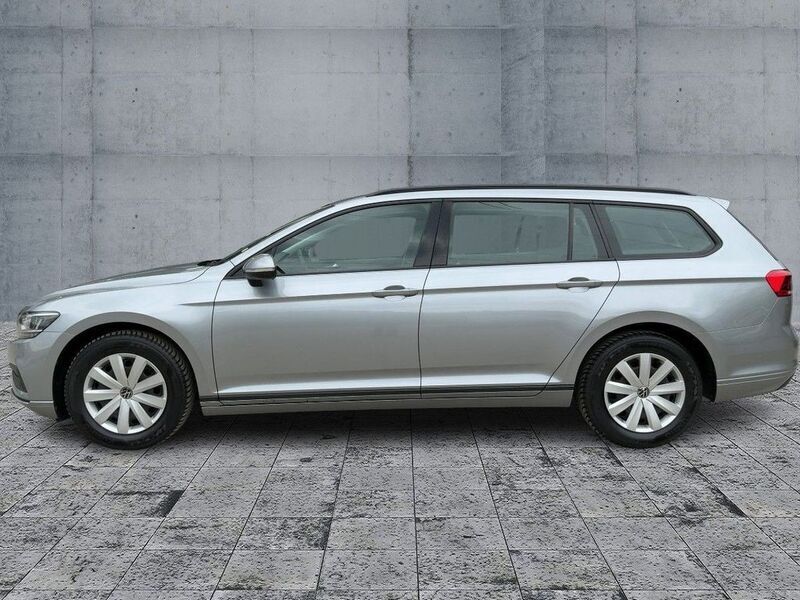 Gebraucht VW Passat Conceptline 150 PS (110 kW) 2022 Pyritsilber metallic Kombi