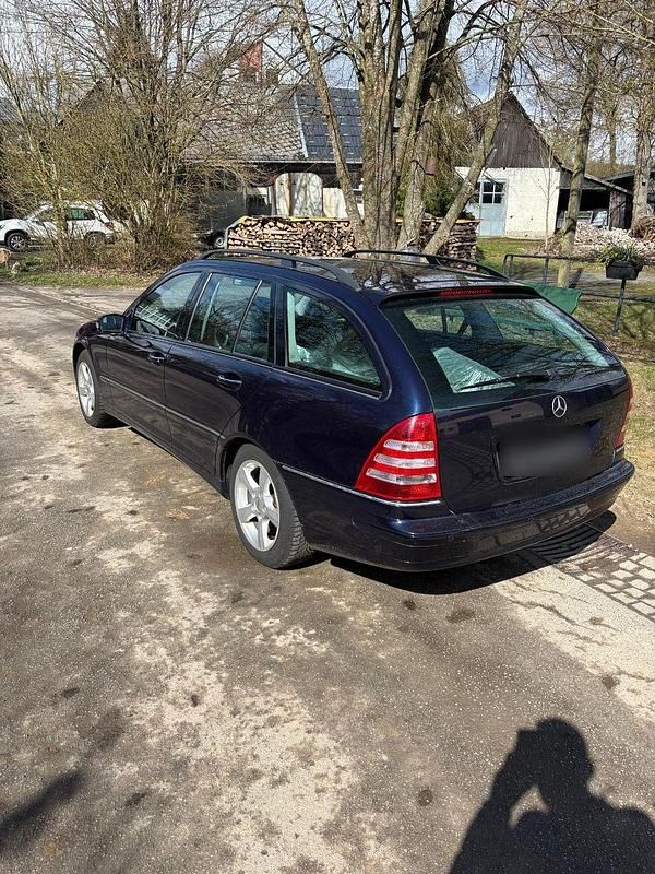 Gebraucht Mercedes 200 222 PS (163 kW) 2007 Blau Kombi