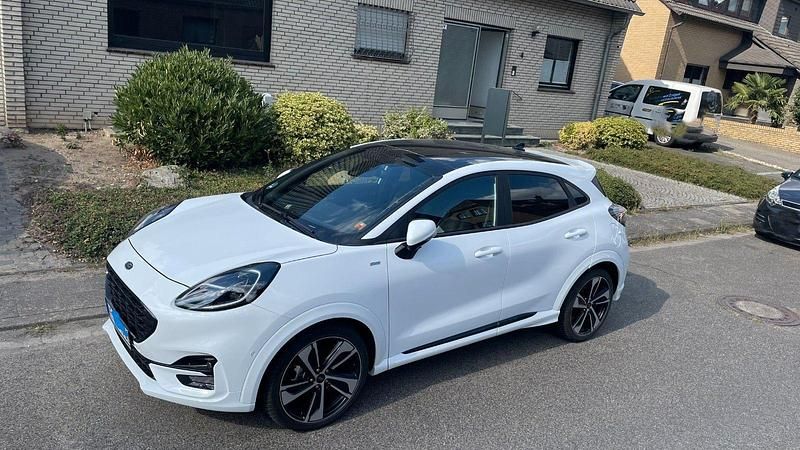 Weiß Gebraucht 2024 Ford Puma ST-Line X Kleinwagen | 27.000 € (Fairer Preis) - Bild 1/4