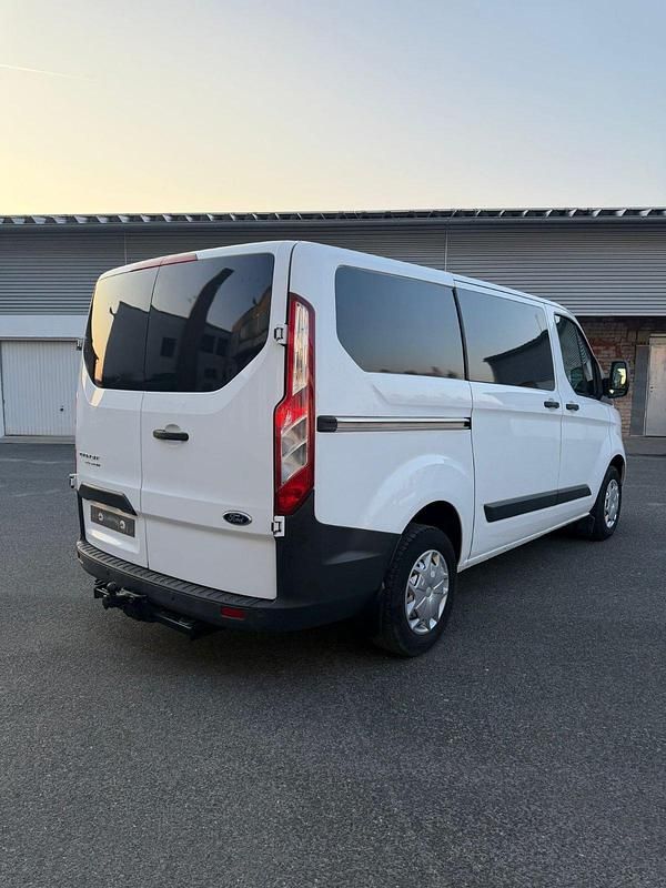 Gebraucht Ford Transit Custom 130 PS (95 kW) 2017 Weiß Van / Kleinbus