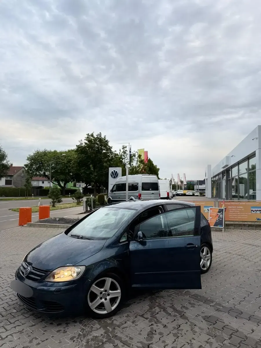 Gebraucht VW Golf V 140 PS (102 kW) 2007 Blau Limousine