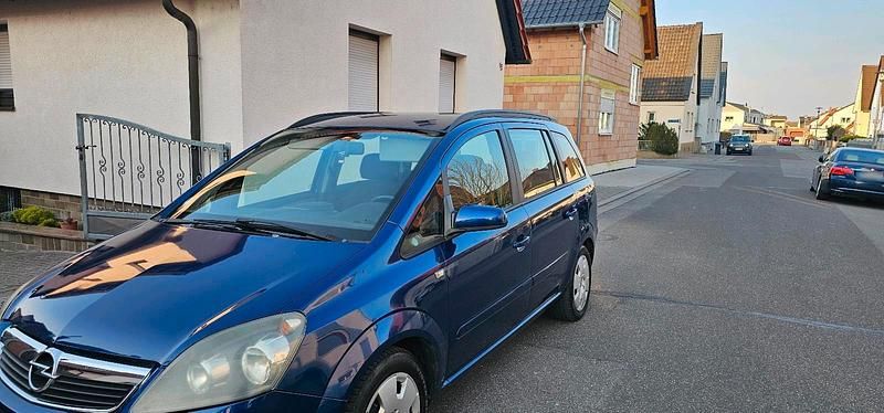 Gebraucht Opel Zafira 101 PS (74 kW) 2005 Blau Van / Kleinbus