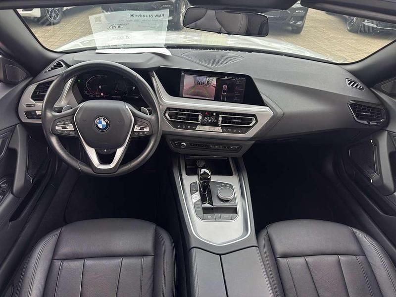 Gebraucht BMW Z4 Sport Line 197 PS (144 kW) 2023 Alpinweiss uni Cabrio