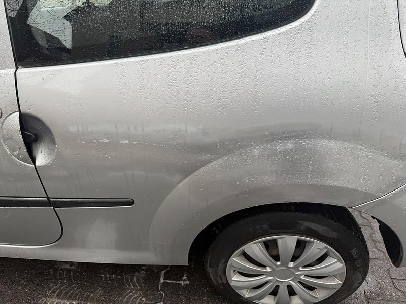 Gebraucht Renault Twingo 60 PS (44 kW) 2008 Silber Kleinwagen