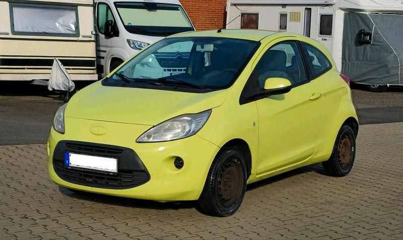 Grün Gebraucht 2010 Ford Ka Trend Kleinwagen | 1.600 € (Guter Preis) - Bild 1/4