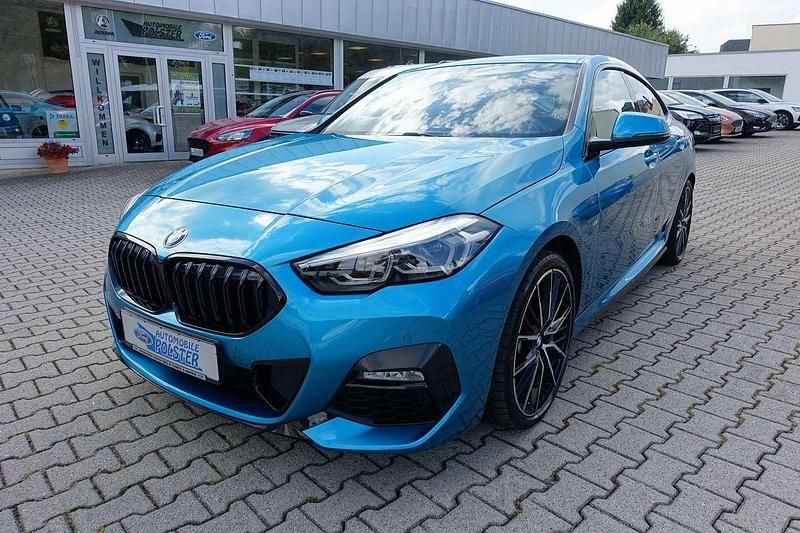 Snapper rocks blue Gebraucht 2021 BMW 218 M Sport Limousine | 25.280 € (Fairer Preis) - Bild 1/4