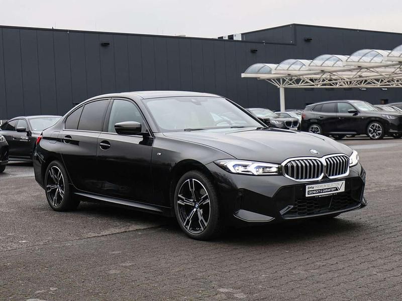Gebraucht BMW 320 M Sport 184 PS (135 kW) 2025 Schwarz Limousine