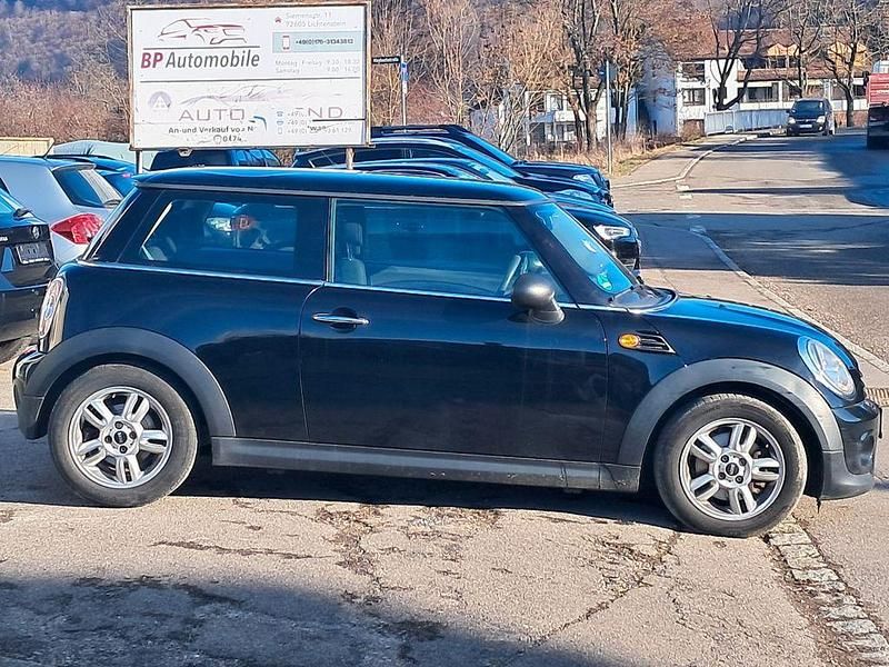 Gebraucht Mini ONE 75 PS (55 kW) 2013 Schwarz Kleinwagen
