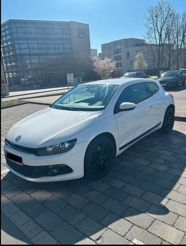 Gebraucht VW Scirocco 122 PS (89 kW) 2010 Weiß Coupé