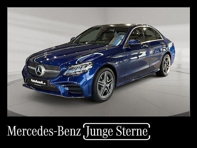 Brillantblau metallic Gebraucht 2020 Mercedes C300e AMG Limousine | 28.404 € (Teuer) - Bild 1/4