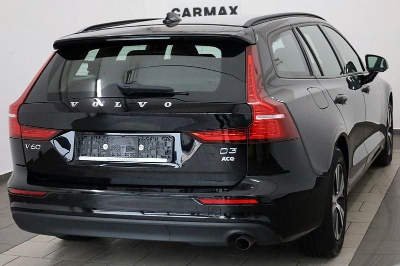 Gebraucht Volvo V60 150 PS (110 kW) 2019 Schwarz Kombi