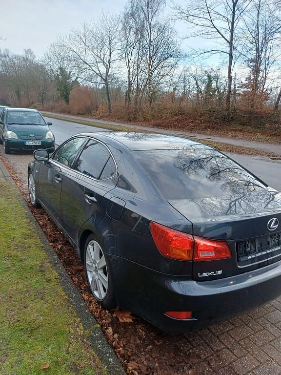 Gebraucht Lexus IS220 177 PS (130 kW) 2008 Grau Limousine