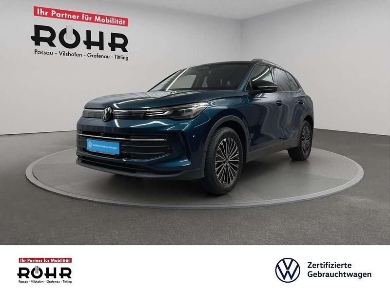 Nightshade blue metallic Gebraucht 2024 VW Tiguan Goal SUV | 36.760 € - Bild 1/4