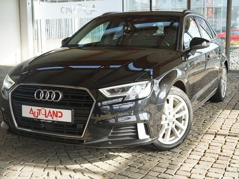 Gebraucht Audi A3 Comfort 150 PS (110 kW) 2017 Schwarz Limousine