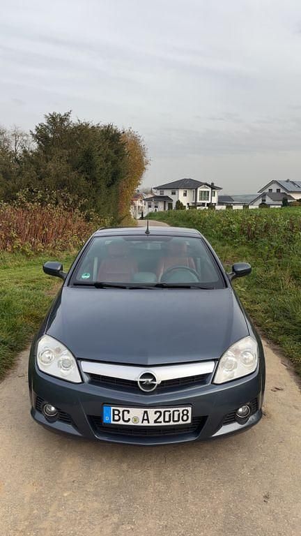 Gebraucht Opel Tigra Edition 125 PS (91 kW) 2007 Blau Cabrio