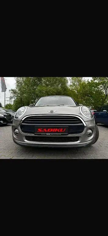 Używany Mini Cooper 136 KM (100 kW) 2017 Srebrny Hatchback