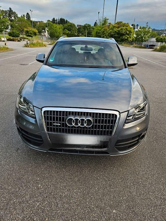 Gebraucht Audi Q5 143 PS (105 kW) 2012 Grau SUV