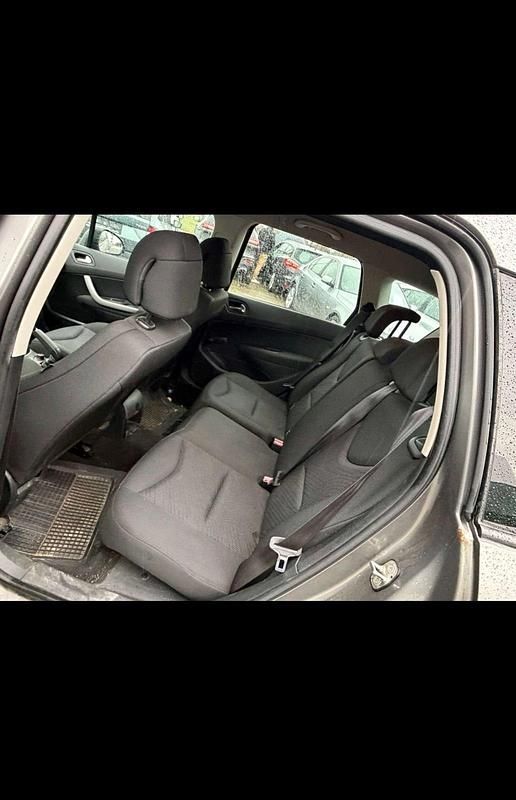 Gebraucht Peugeot 308 SW 101 PS (74 kW) 2009 Silber Kombi