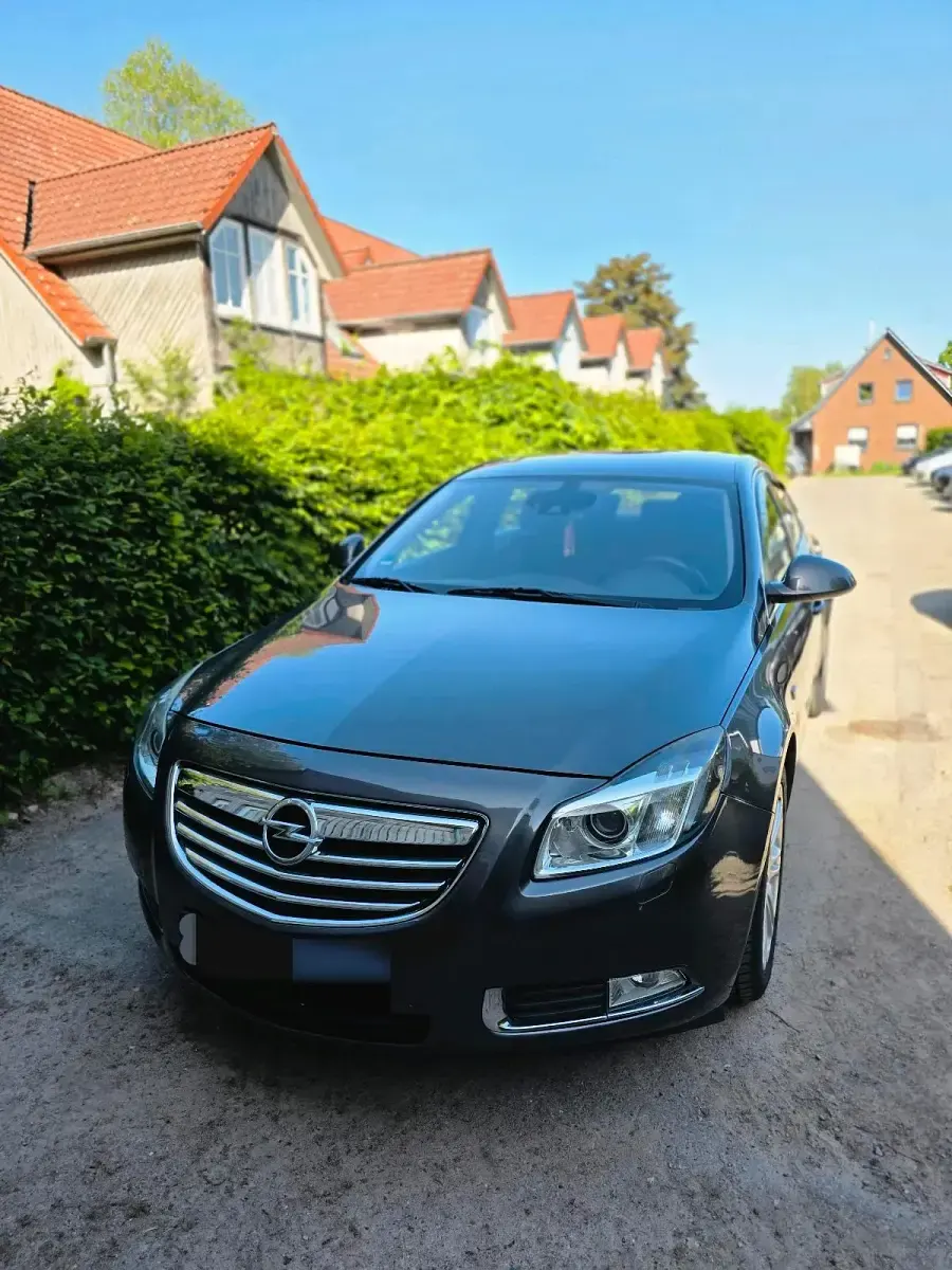 Gebraucht Opel Insignia 140 PS (102 kW) 2009 Grau Limousine