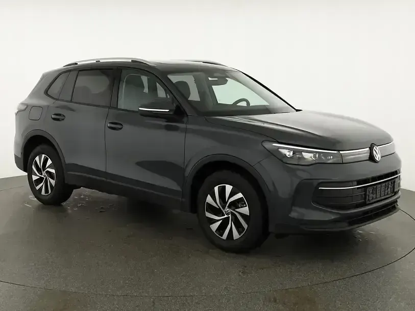 Neu VW Tiguan Life 150 PS (110 kW) 2025 Uranograu SUV