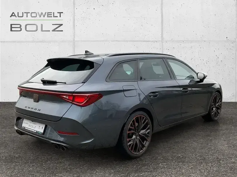 Używany Cupra Leon VZ 310 KM (228 kW) 2022 Szary Kombi