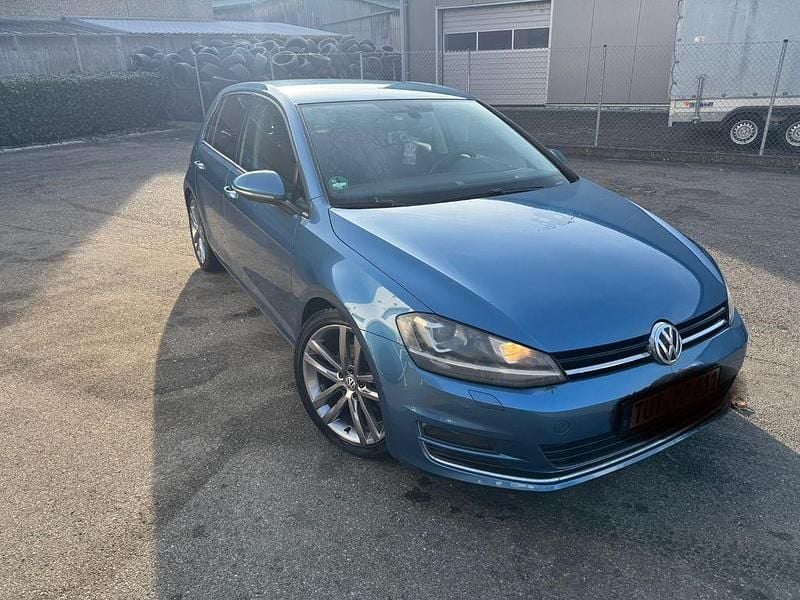 Schwarz Gebraucht 2014 VW Golf Highline Limousine | 9.800 € (Superpreis) - Bild 1/4