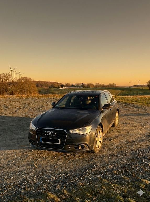 Gebraucht Audi A6 Comfort 245 PS (180 kW) 2013 Schwarz Kombi