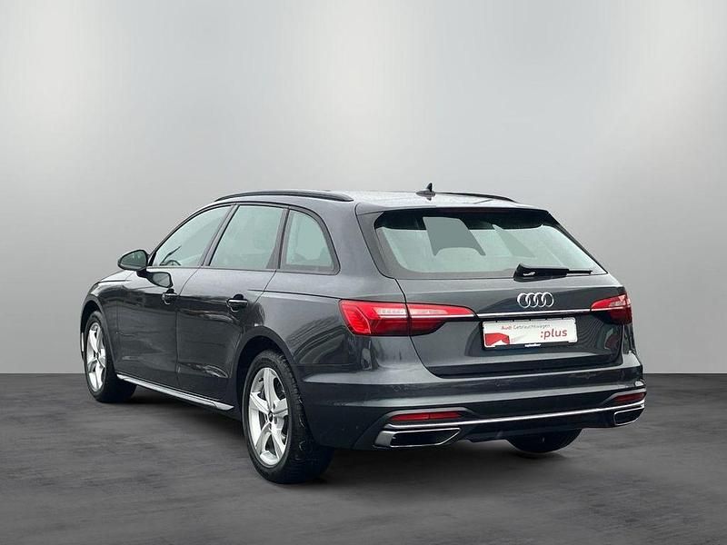 Gebraucht Audi A4 Advanced Plus 163 PS (119 kW) 2024 Manhattangrau metallic Kombi