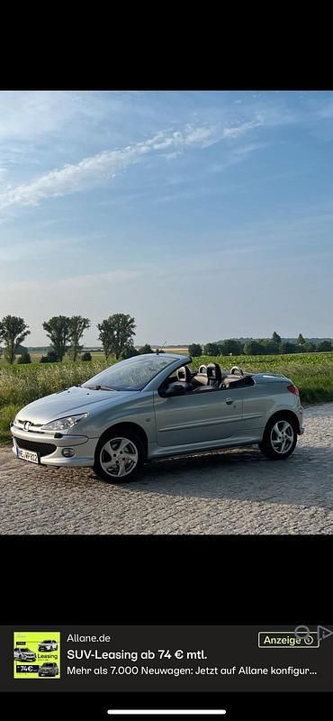 Silber Gebraucht 2003 Peugeot 206 CC Cabrio | 1.499 € (Fairer Preis) - Bild 1/4