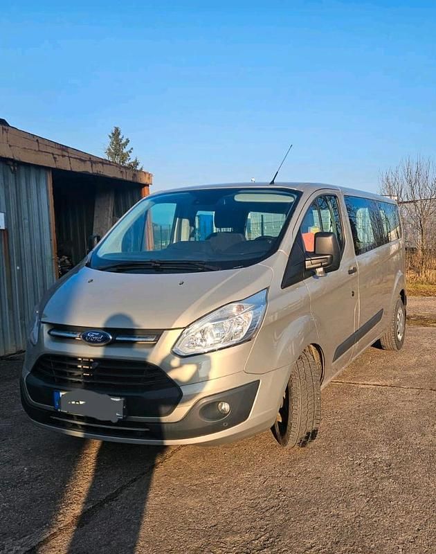 Gebraucht Ford Transit Custom 170 PS (125 kW) 2017 Silber Van / Kleinbus